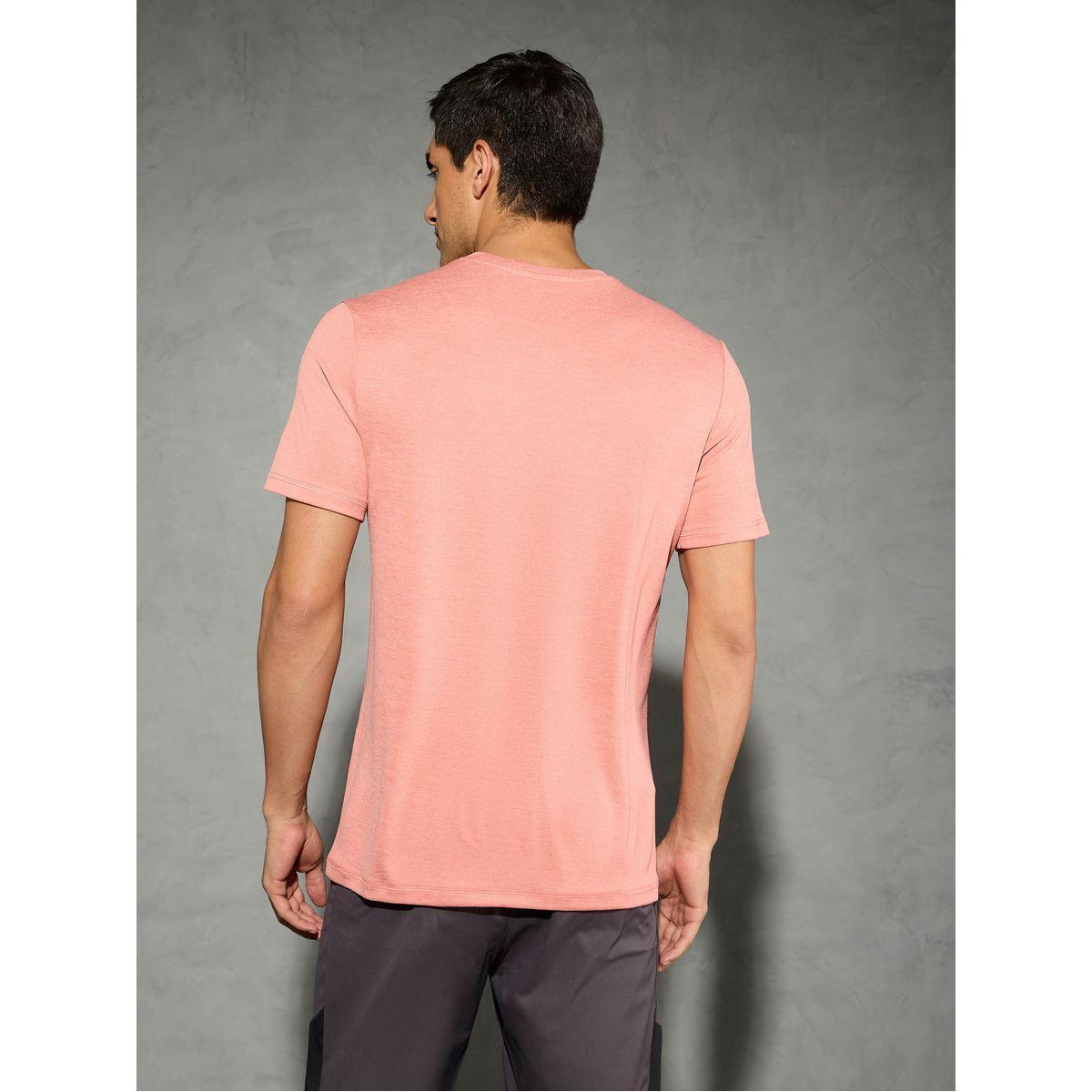 تيشيرت بقصة سليم فيت وياقة دائرية-men-clothing-tshirtsandpolos-tshirts-image-4