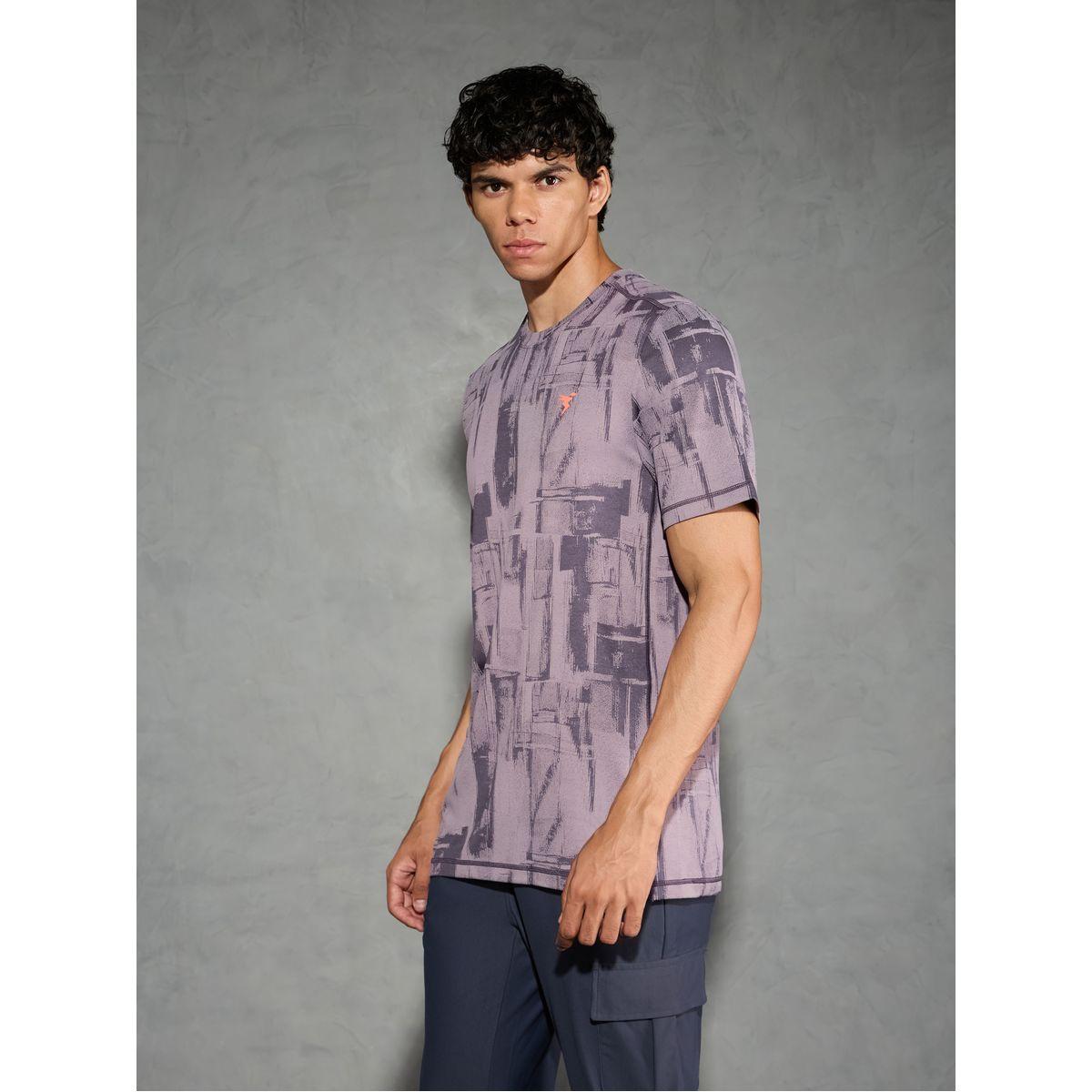 تيشيرت بقصة سليم فيت وياقة دائرية-men-clothing-tshirtsandpolos-tshirts-image-2