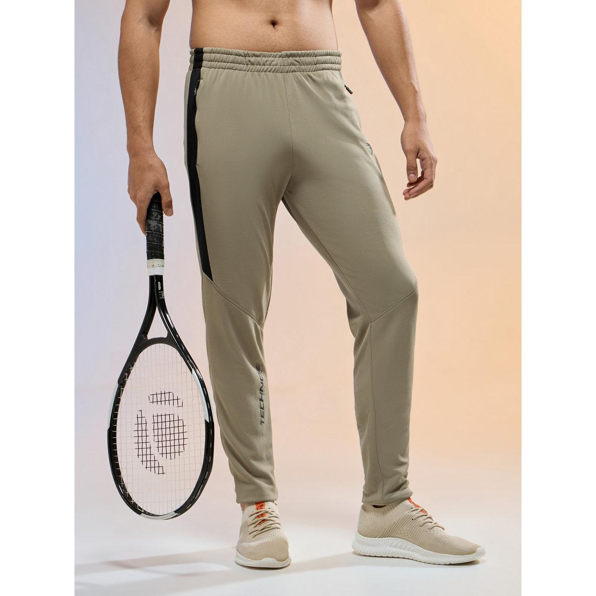 بنطال بتفاصيل جانبية مُتباينة وقصة سليم فيت-men-clothing-bottoms-joggers-image-2