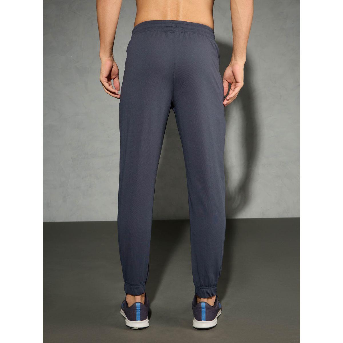 جوغر سادة بقصة مريحة-men-clothing-bottoms-joggers-image-3