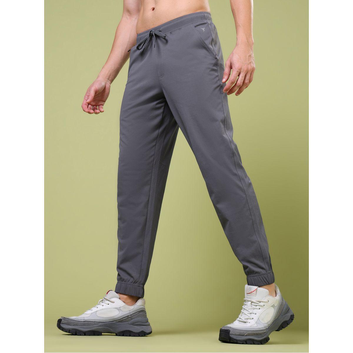 جوغر سادة بقصة مريحة-men-clothing-bottoms-joggers-image-3