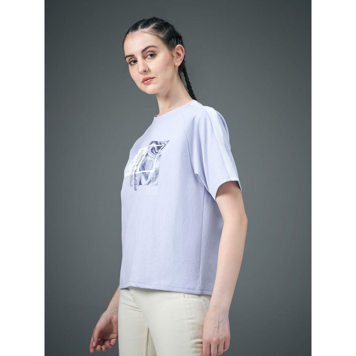 تيشيرت قصير بطبعة جرافيك وياقة دائرية-women-clothing-tshirts-image-2