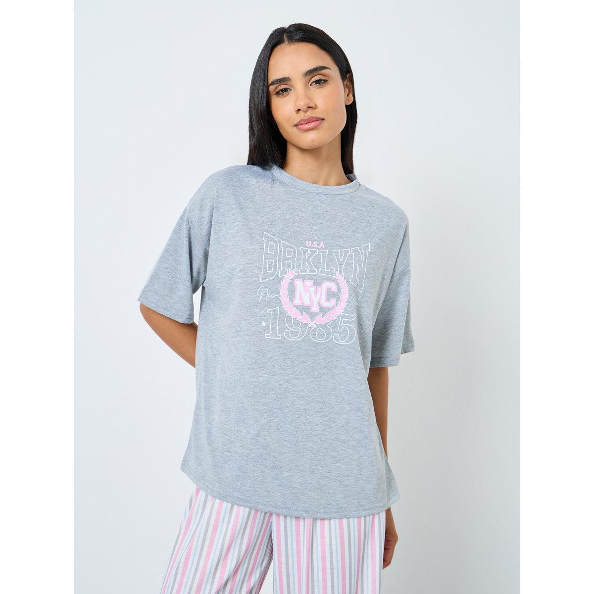 Styli NYC Graphic Drop Shoulder T-Shirt and Side Slit Pyjama Set-women-clothing-nightwear-pyjamas-longsets-image-3