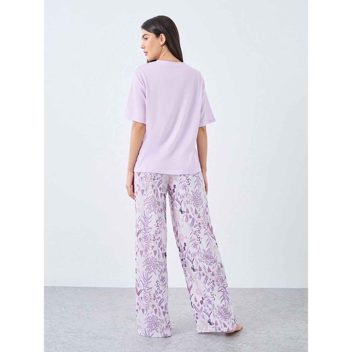 Styli Manifesting Butterfly Print Drop Shoulder T-Shirt and Pyjama Set-women-clothing-nightwear-pyjamas-longsets-image-4