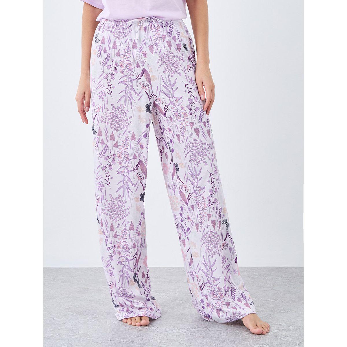 Styli Manifesting Butterfly Print Drop Shoulder T-Shirt and Pyjama Set-women-clothing-nightwear-pyjamas-longsets-image-5