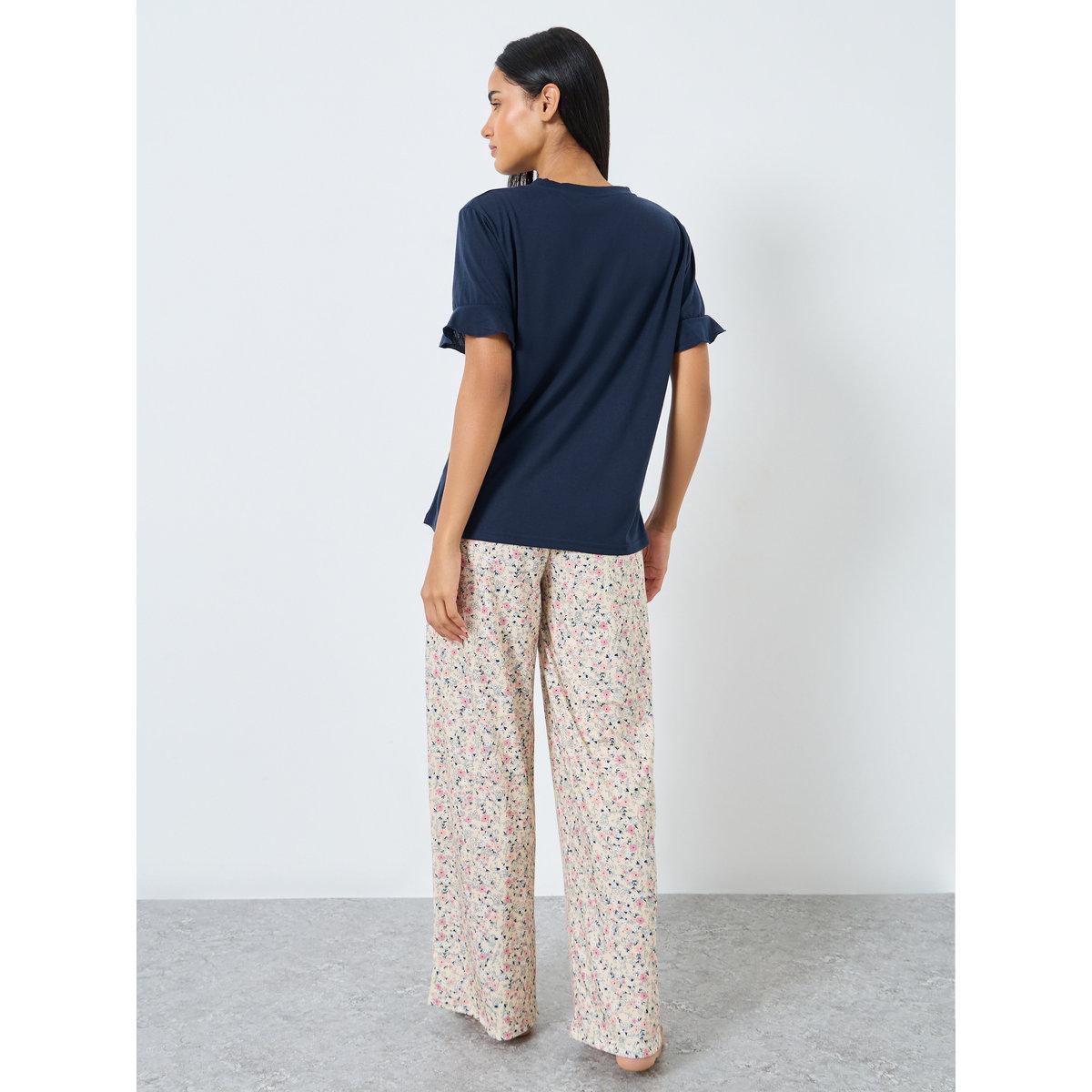 Styli Ruffle Sleeve Solid T-Shirt and Ditsy Floral Pyjama Set-women-clothing-nightwear-pyjamas-longsets-image-7
