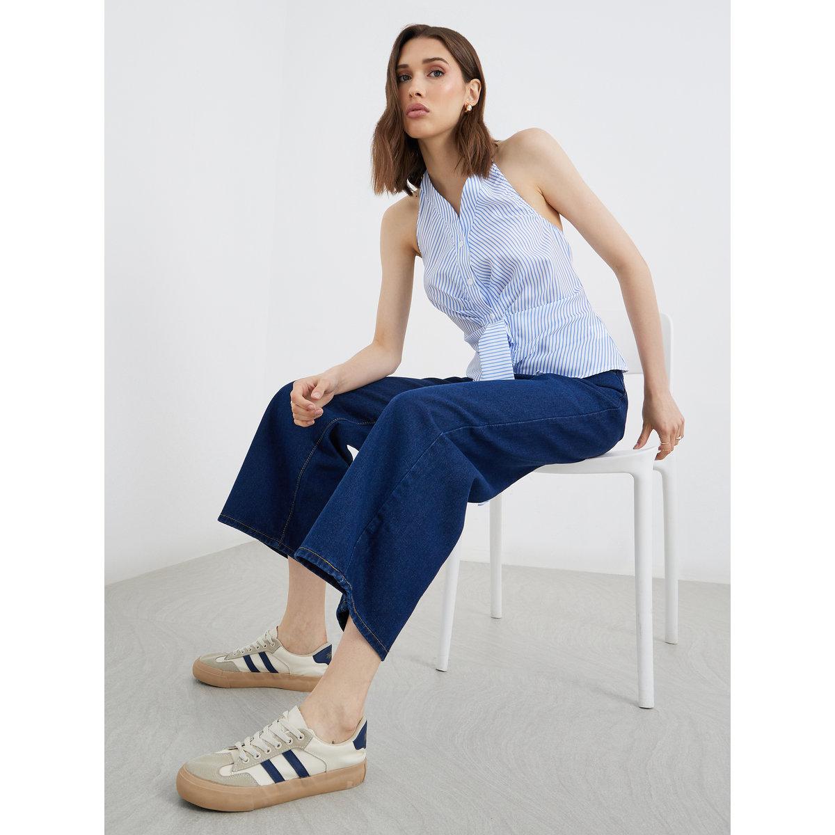 بنطال جينز سادة بقصة أرجل واسعة-women-clothing-bottoms-jeans-image-1