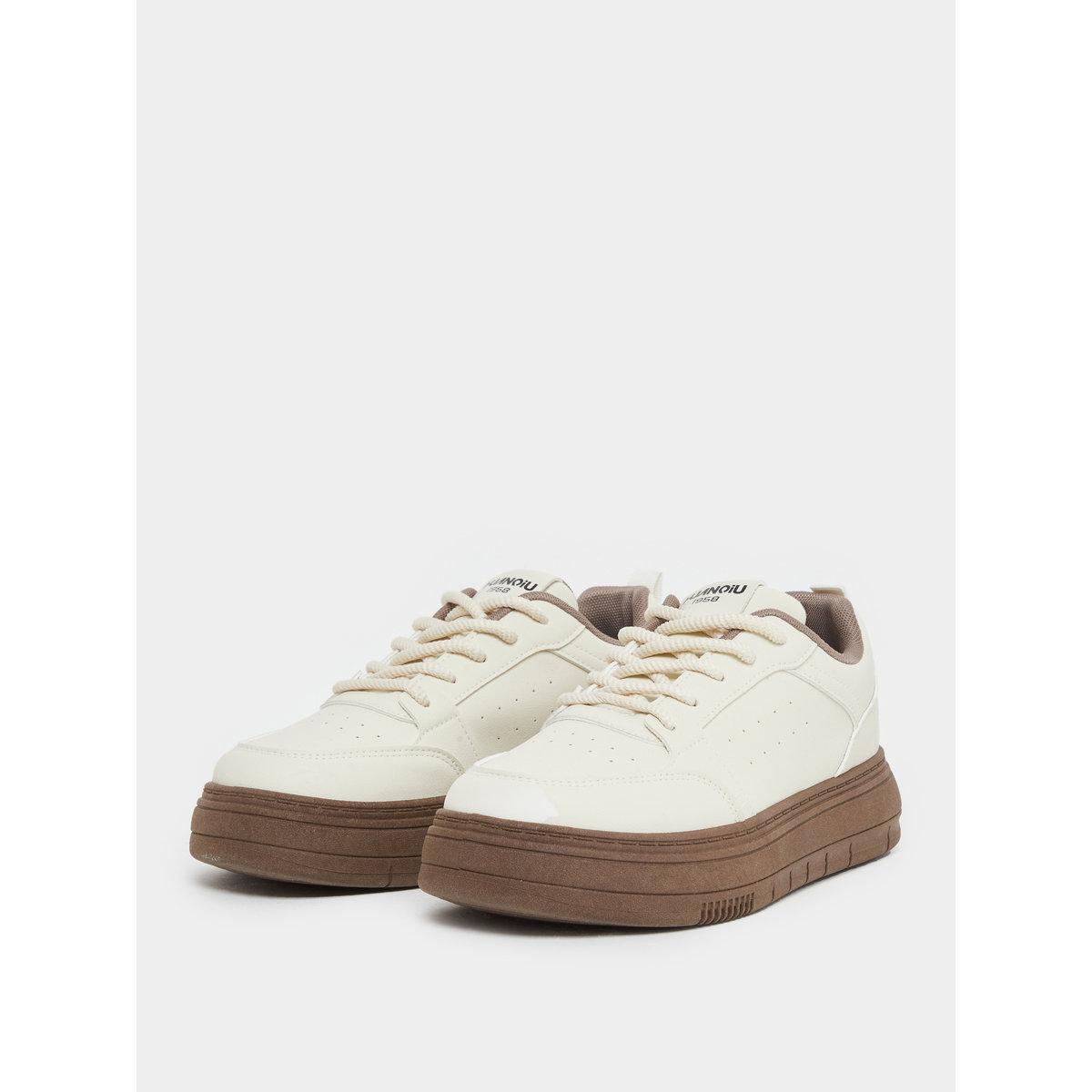 حذاء سنيكرز بنعل بلاتفورم-women-shoes-sneakers-image-3