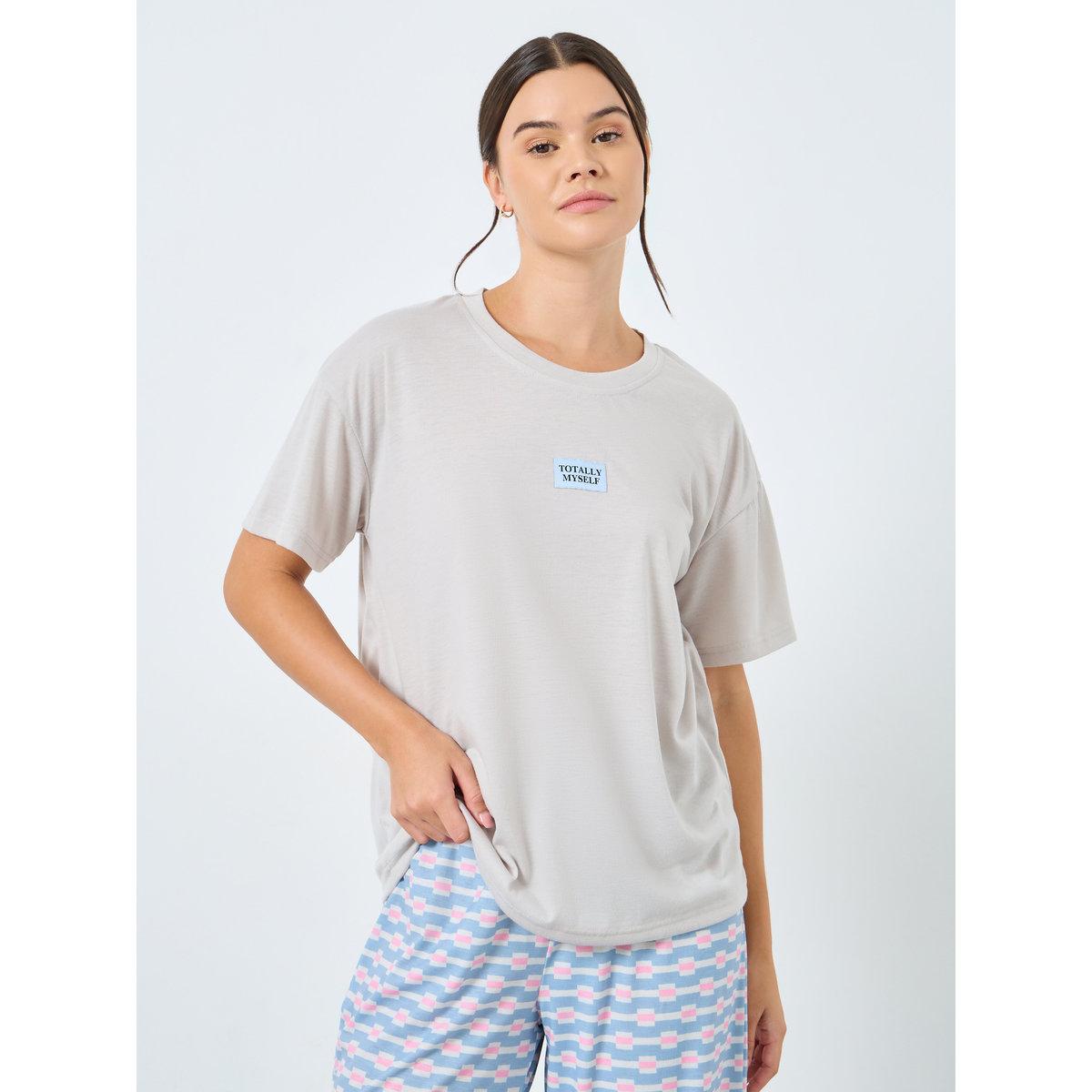 Styli Drop Shoulder Patch T-Shirt and Geo Print Pyjama Set-women-clothing-nightwear-pyjamas-longsets-image-2