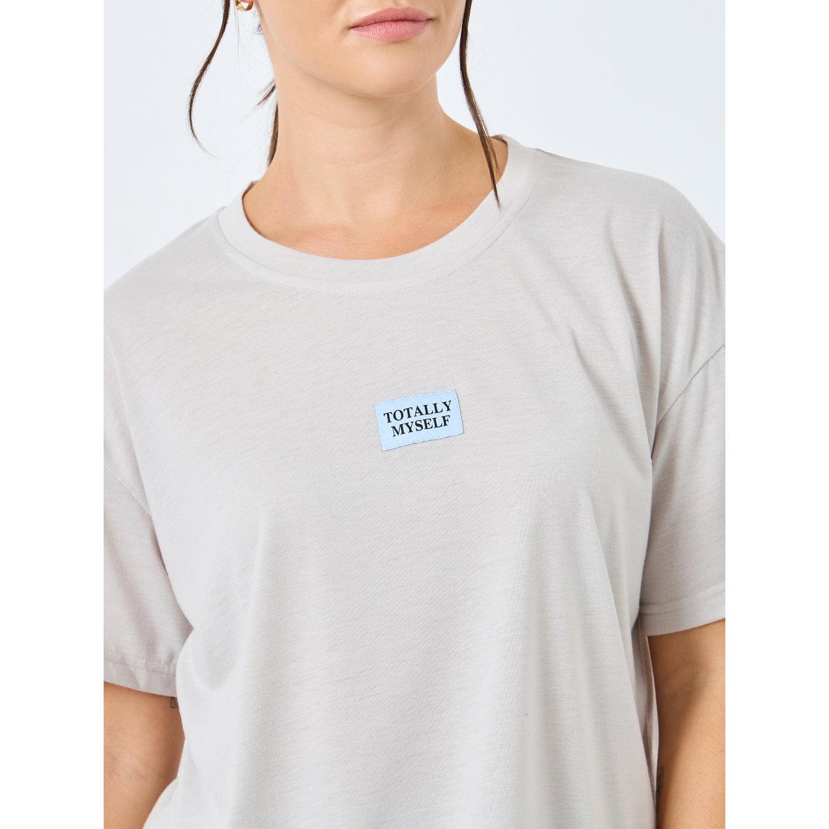 Styli Drop Shoulder Patch T-Shirt and Geo Print Pyjama Set-women-clothing-nightwear-pyjamas-longsets-image-3