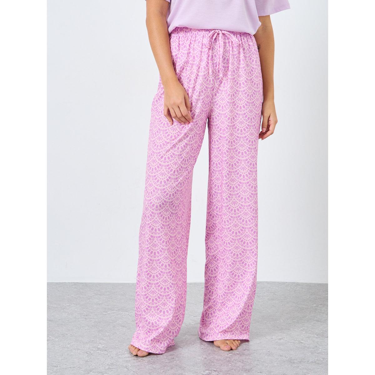 Styli Solid Drop Shoulder Pocket T-Shirt and Wavey Geo Pyjama Set-women-clothing-nightwear-pyjamas-longsets-image-5