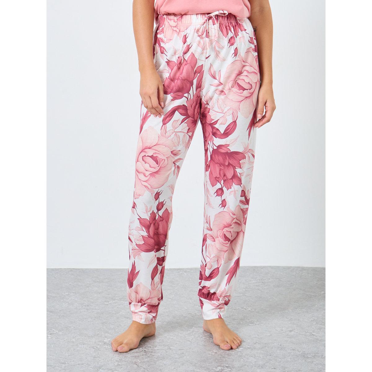 Styli V Neck Lace Shoulder T-Shirt and Rosey Floral Cuffed Pyjama Set-women-clothing-nightwear-pyjamas-longsets-image-5
