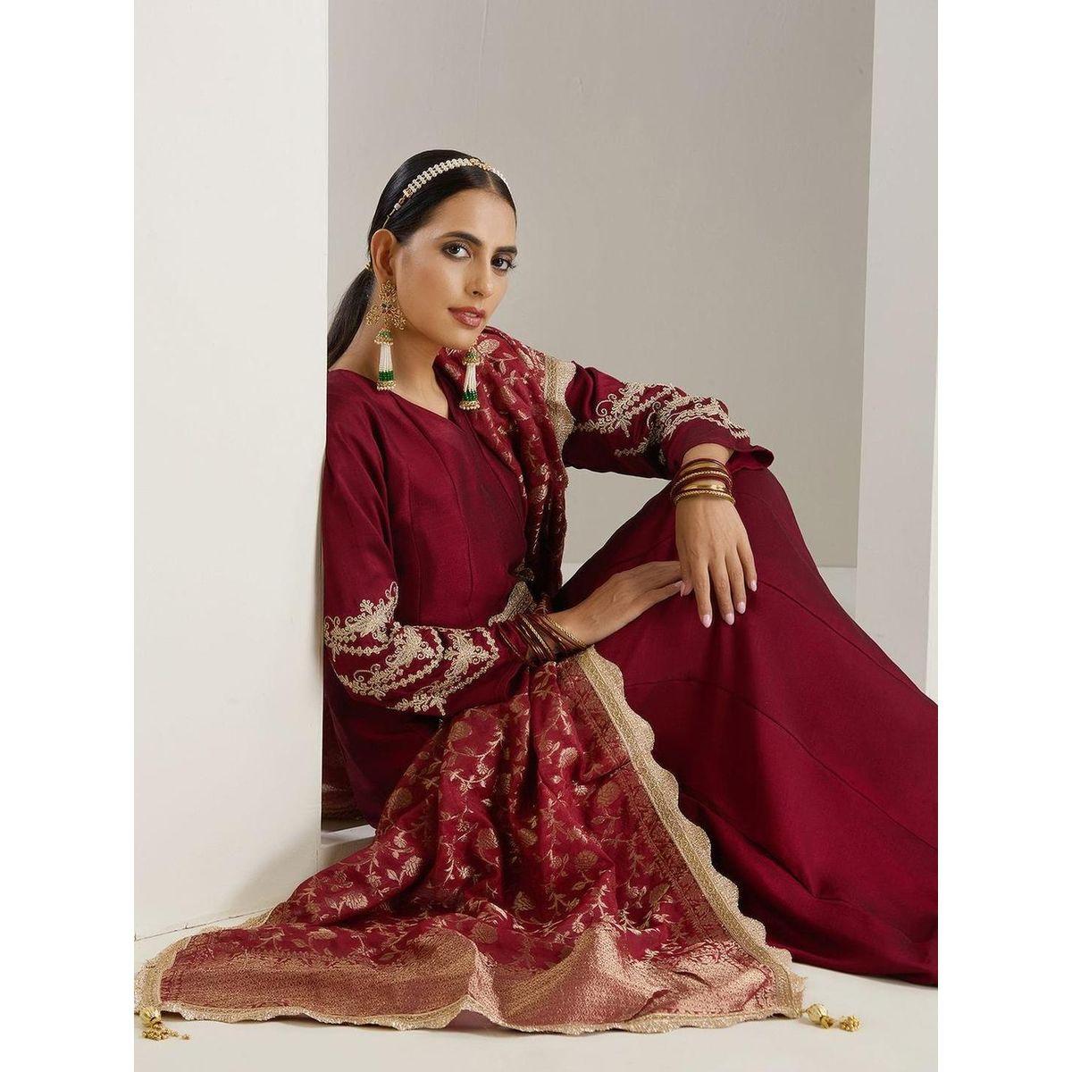 فستان طويل بتفاصيل دانتيل وحافة واسعة-women-clothing-ethnicwear-dresses-image-1