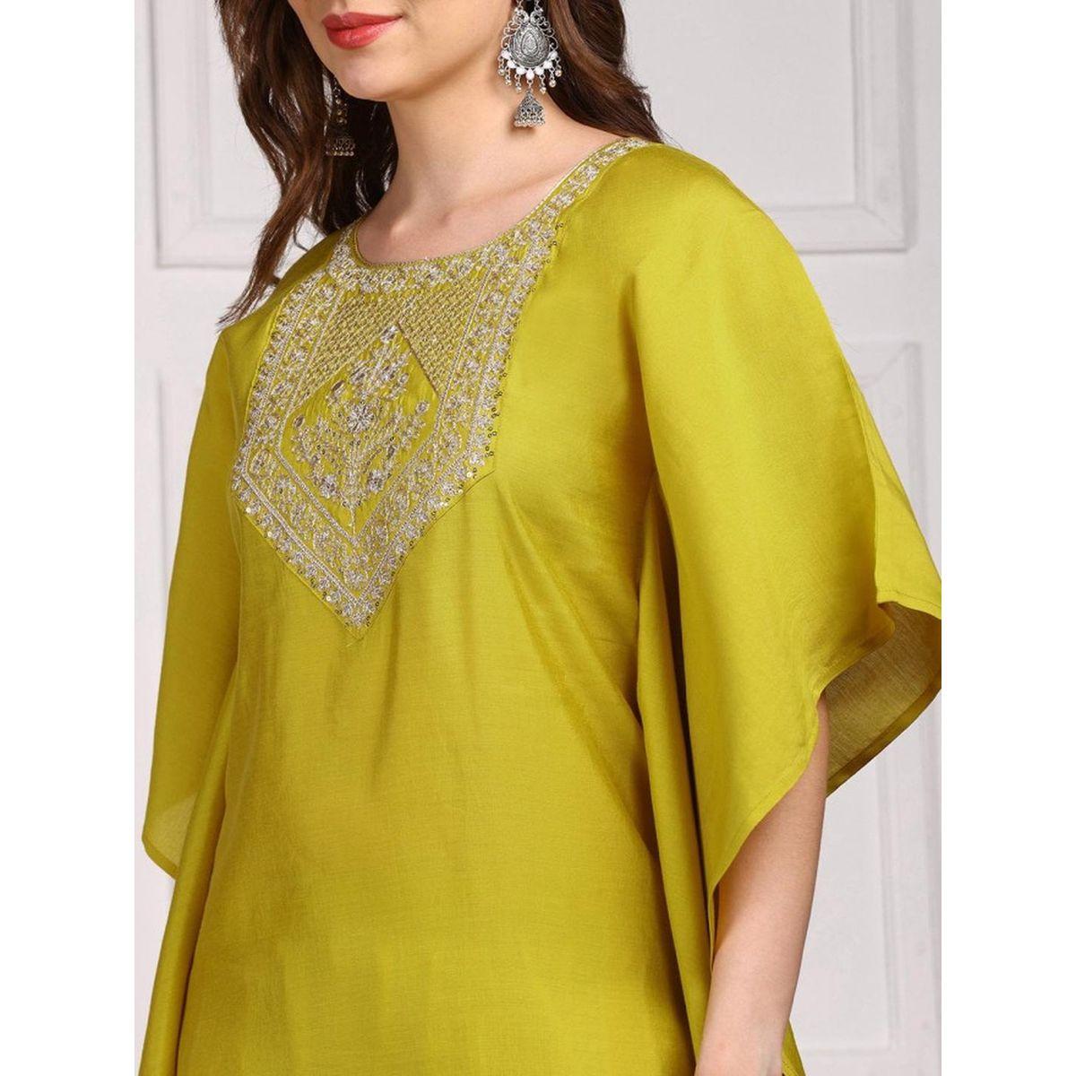 Ishin Embroidered Round Neck Kurta with Trousers Set-women-clothing-ethnicwear-kurtasets-image-3