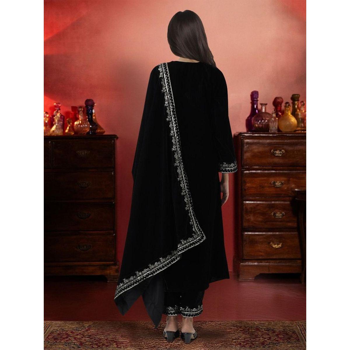 Ishin Embroidered Velvet Kurta and Trousers with Dupatta Set-women-clothing-ethnicwear-kurtasets-image-4