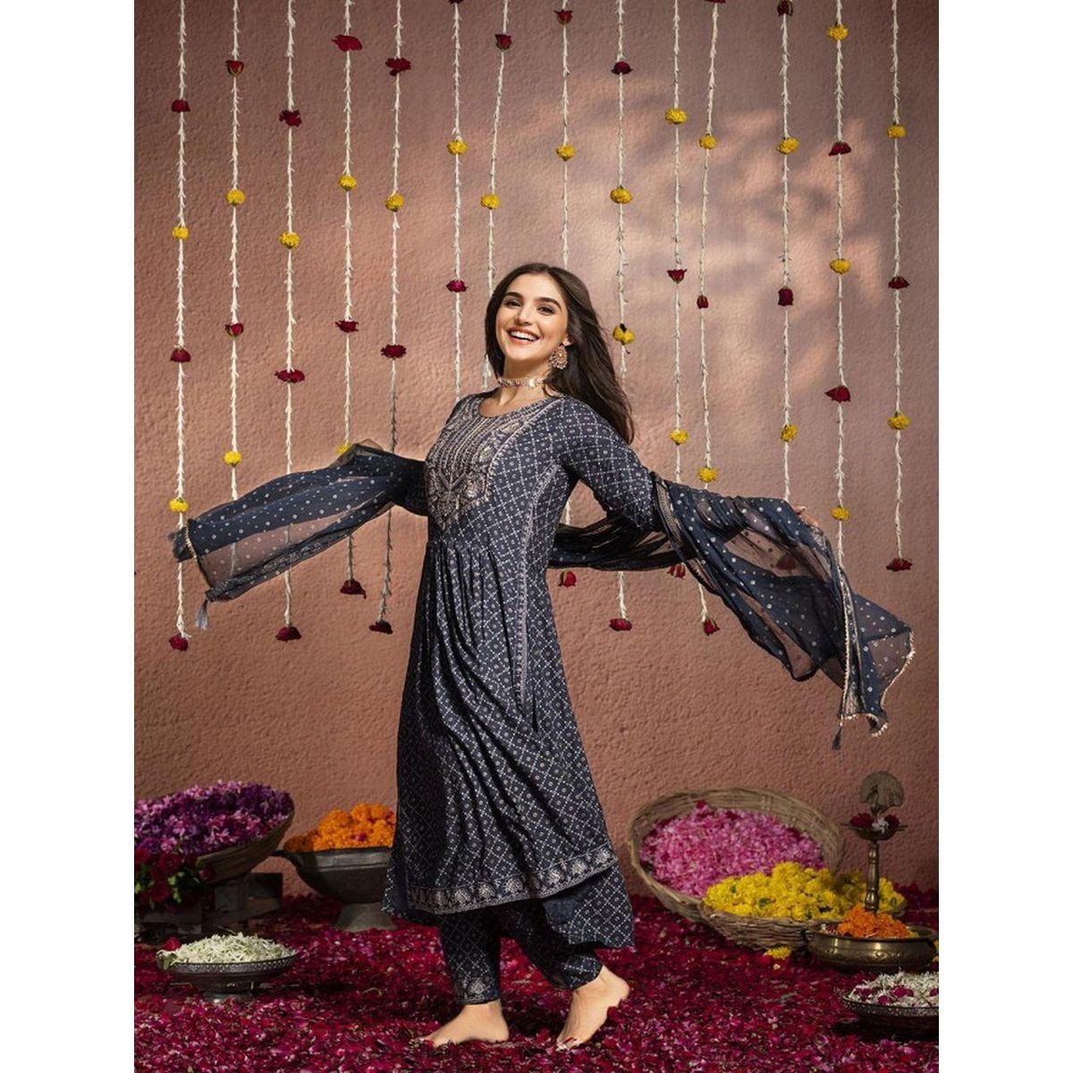 Ishin Floral Print Viscose Kurta and Trousers and Dupatta Set-women-clothing-ethnicwear-kurtasets-image-3