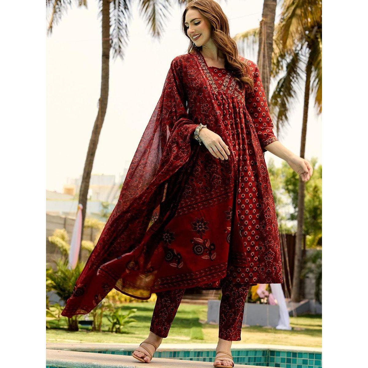 مجموعة من جاكيت وبنطال مع كورتا بطبعة زهور-women-clothing-ethnicwear-kurtasets-image-1