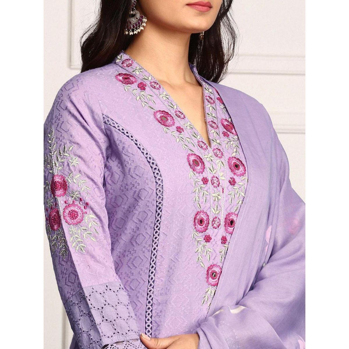 مجموعة من بنطال ودوباتا مع كورتا مُطرّزة-women-clothing-ethnicwear-kurtasets-image-3