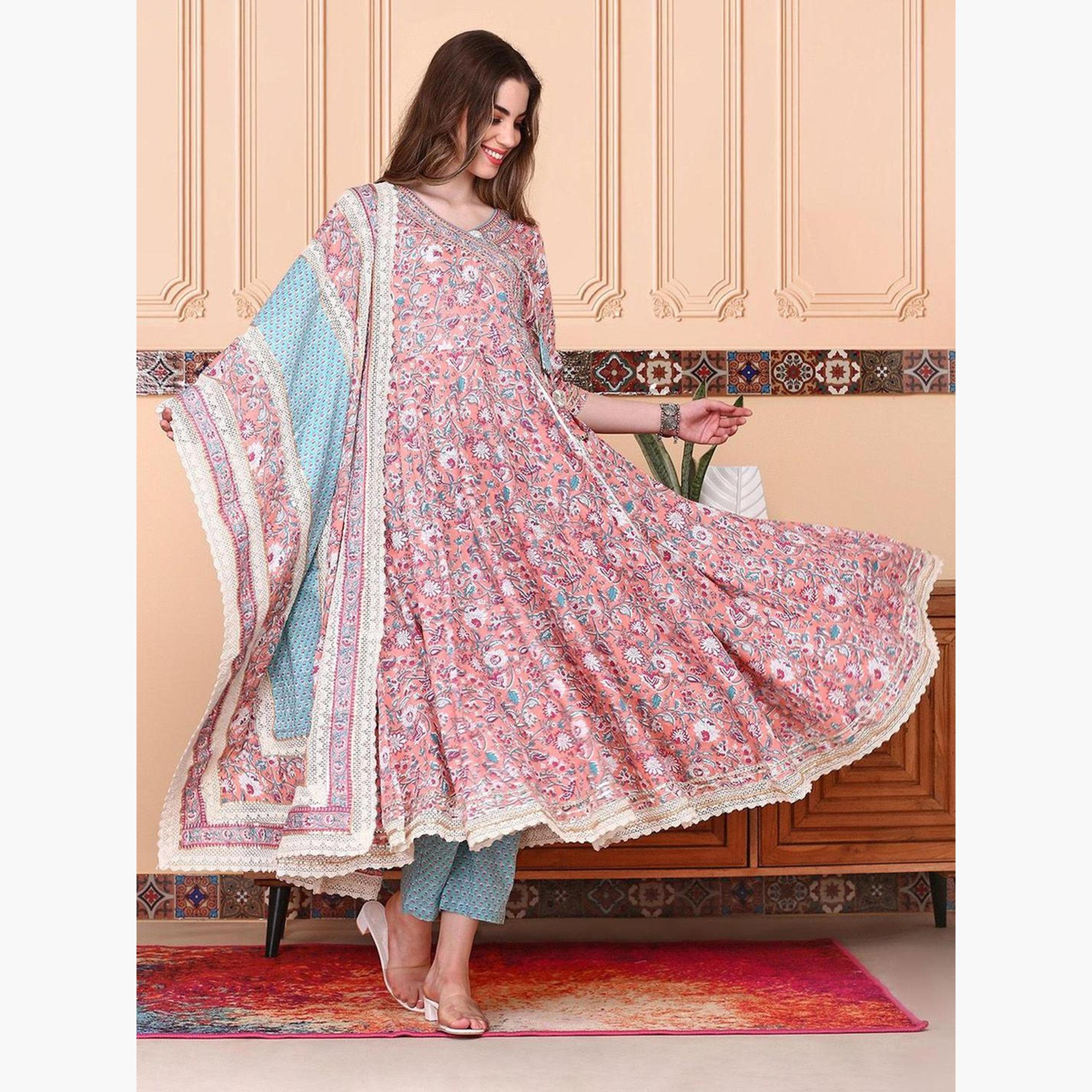 Ishin Printed V-Neck Kurta with Trousers and Dupatta Set-women-clothing-ethnicwear-kurtasets-image-3