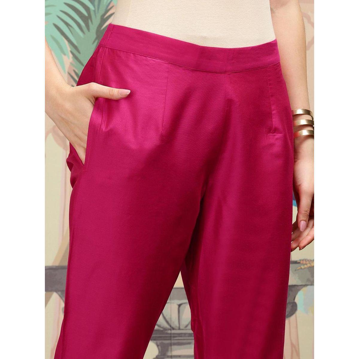 Ishin Solid Kurta with Trousers and Dupatta Set-women-clothing-ethnicwear-kurtasets-image-5