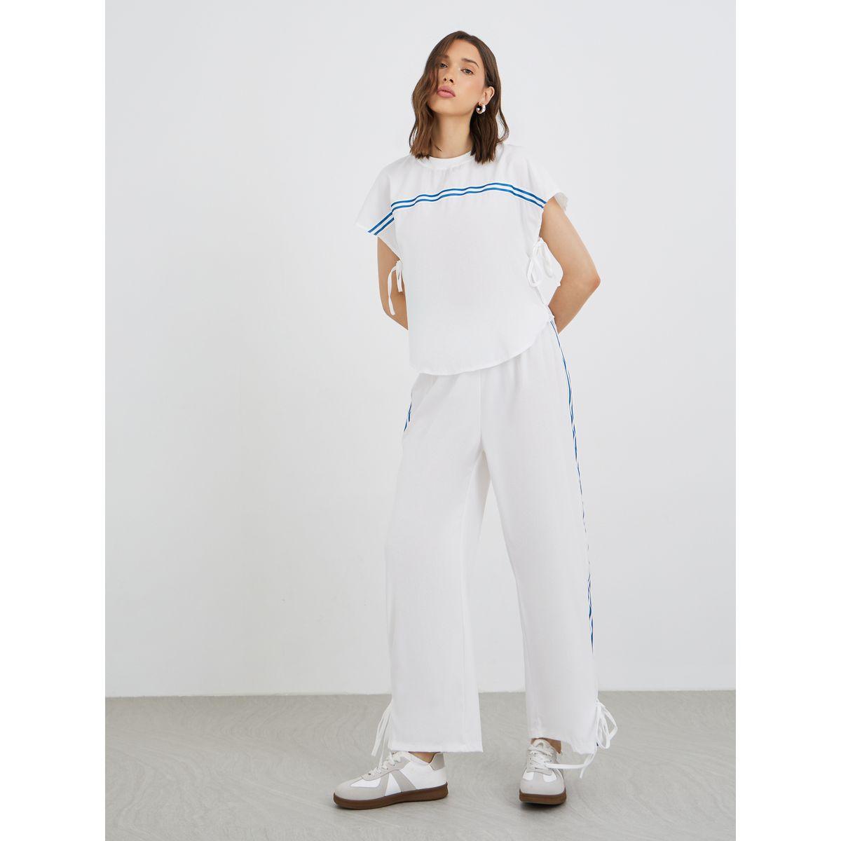 طقم منسق من بنطال وبلوزة بياقة دائرية وشريط-women-clothing-coordsets-image-2