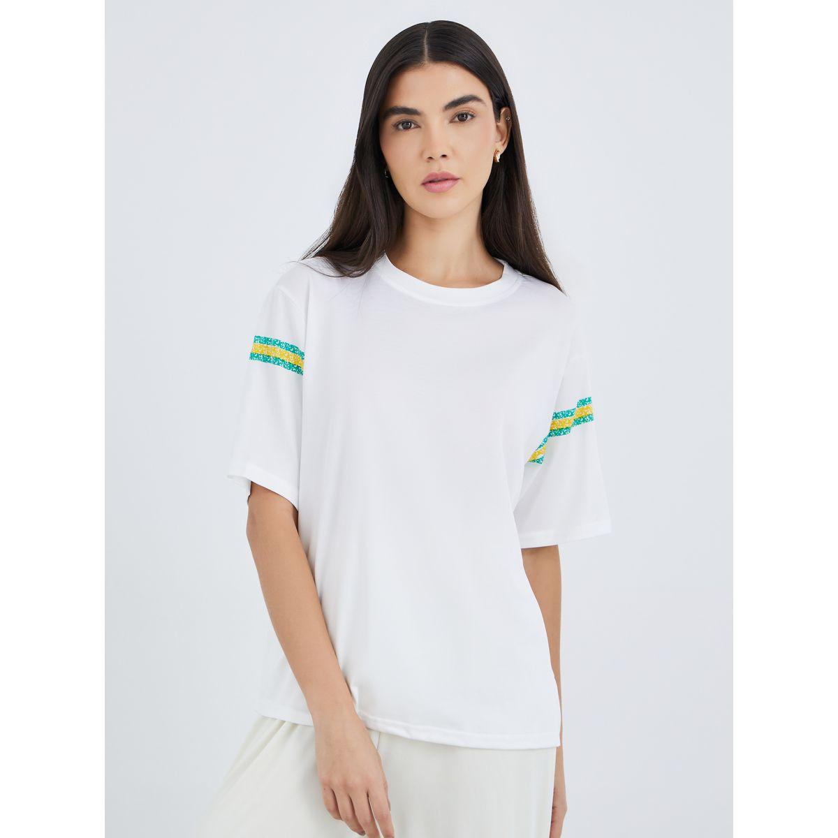 Styli Striped Detail T-Shirt and Pyjama Set-women-clothing-nightwear-pyjamas-longsets-image-3