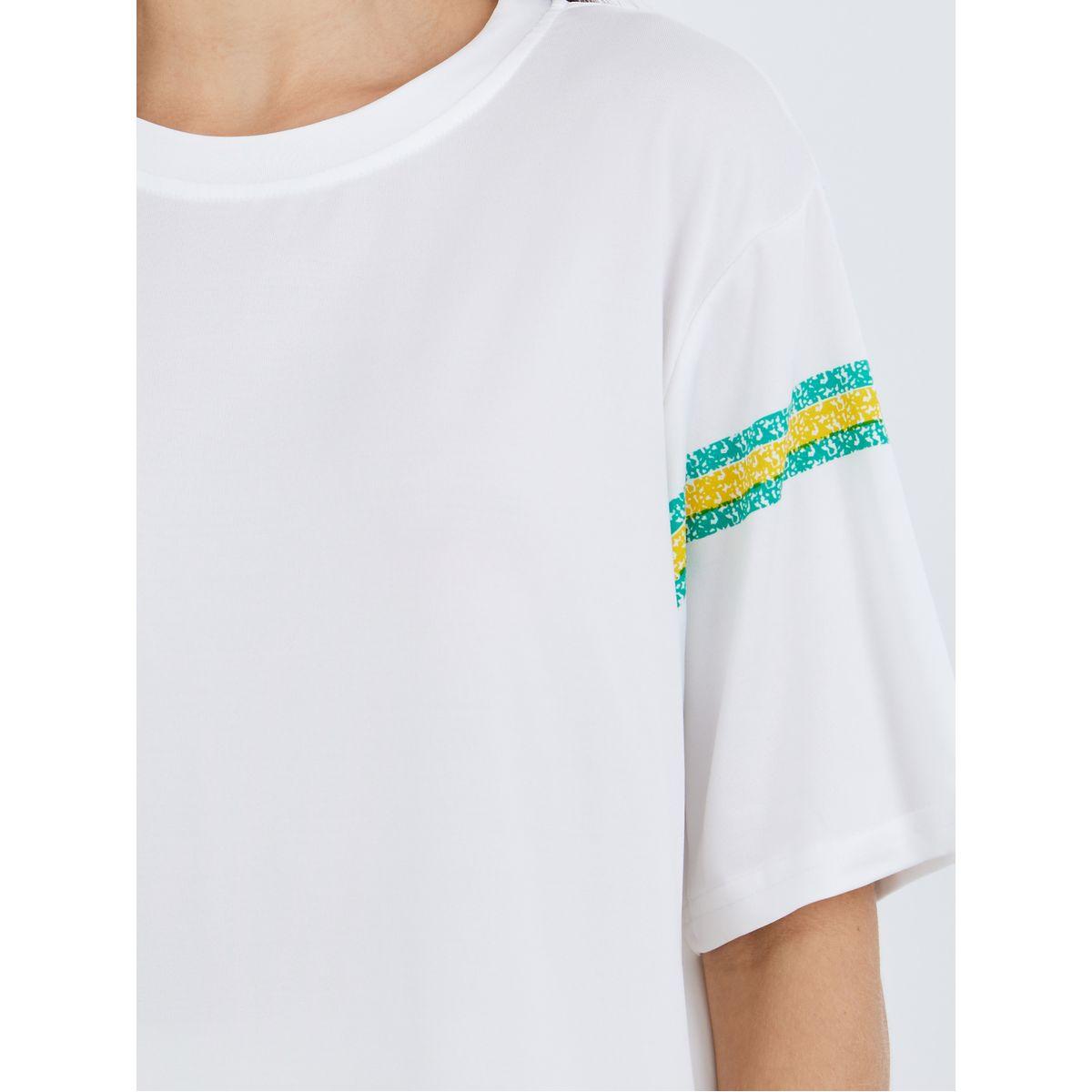 Styli Striped Detail T-Shirt and Pyjama Set-women-clothing-nightwear-pyjamas-longsets-image-4