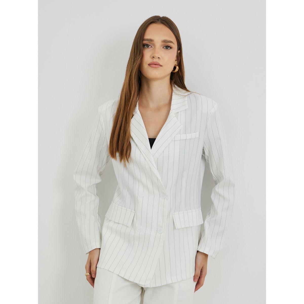بليزر مخطط بتفاصيل أزرار-women-clothing-coatsandjackets-blazers-image-2
