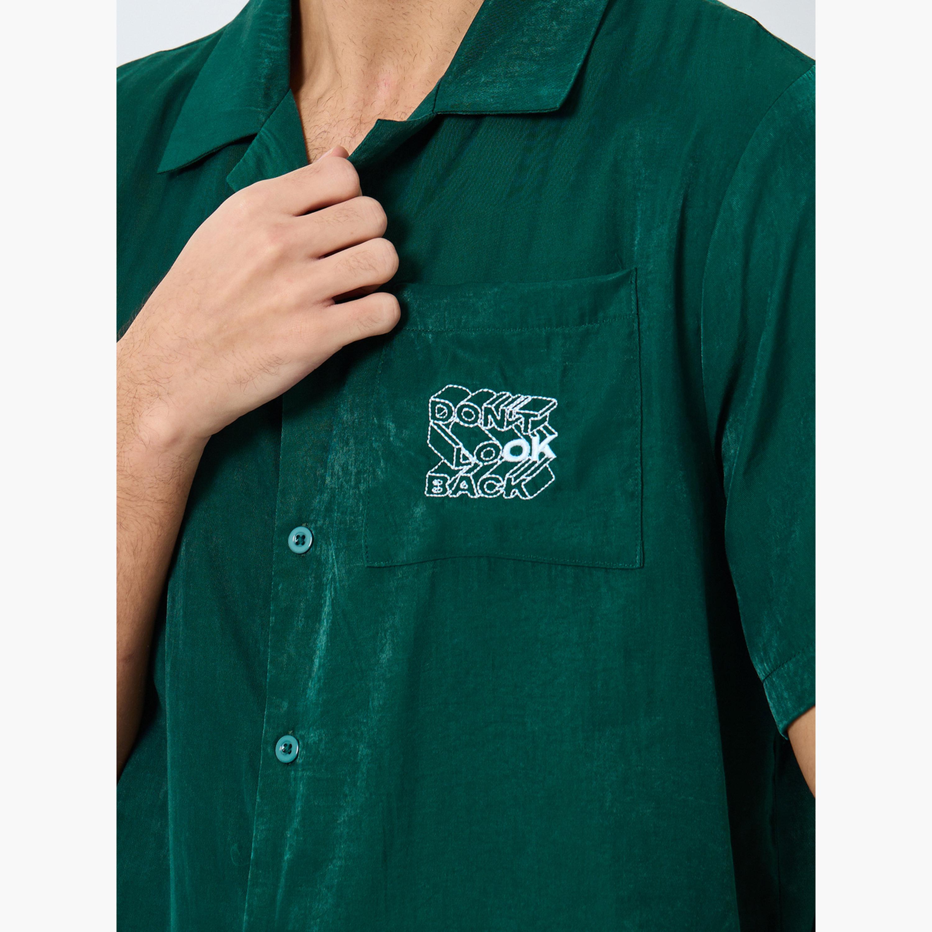 ستايلي - قميص وشورت بتفاصيل تطريز جيوب باللون الأخضر للرجال-men-clothing-nightwear-pyjamaandshorts-image-5