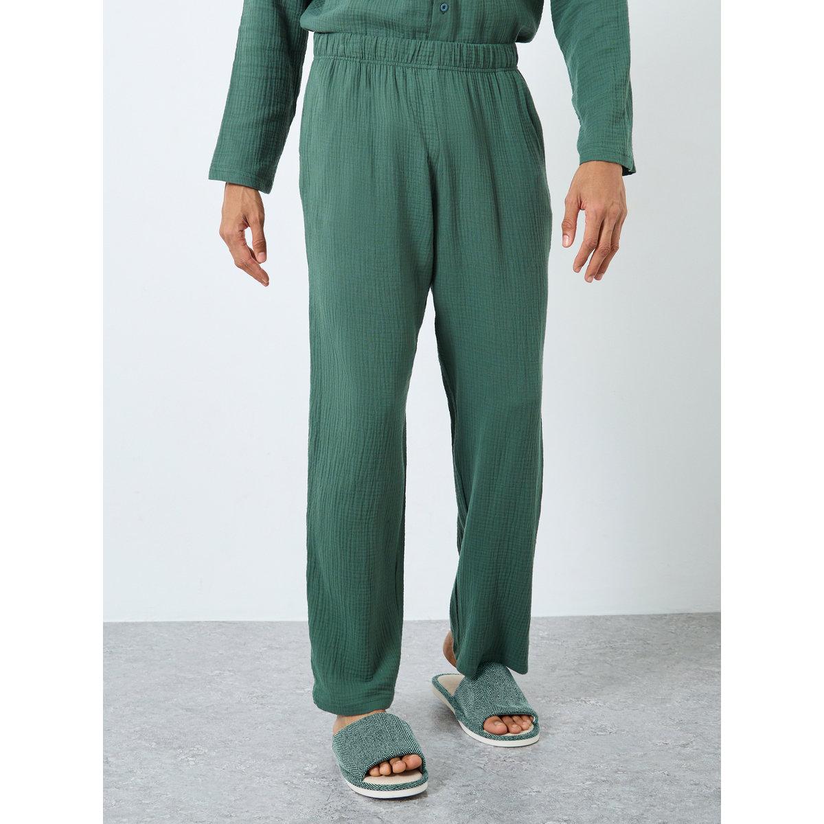 طقم من بنطال بيجاما وقميص بتفاصيل بارزة الملمس-men-clothing-nightwear-sets-image-5