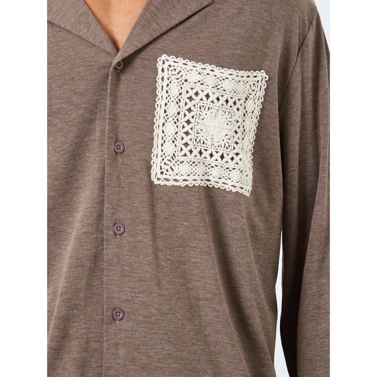 طقم من بنطال بيجاما وقميص بتفاصيل جيب-men-clothing-nightwear-sets-image-3