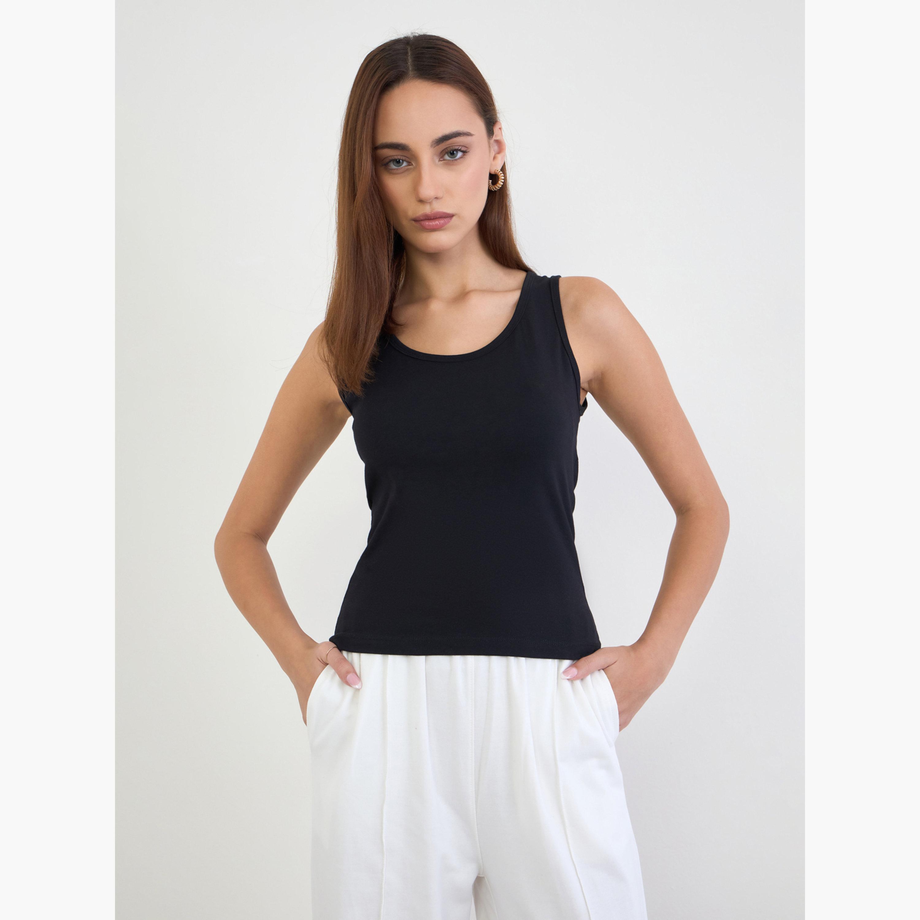 ستايلي - توب أسود مقاس ملائم-women-clothing-tshirts-image-3