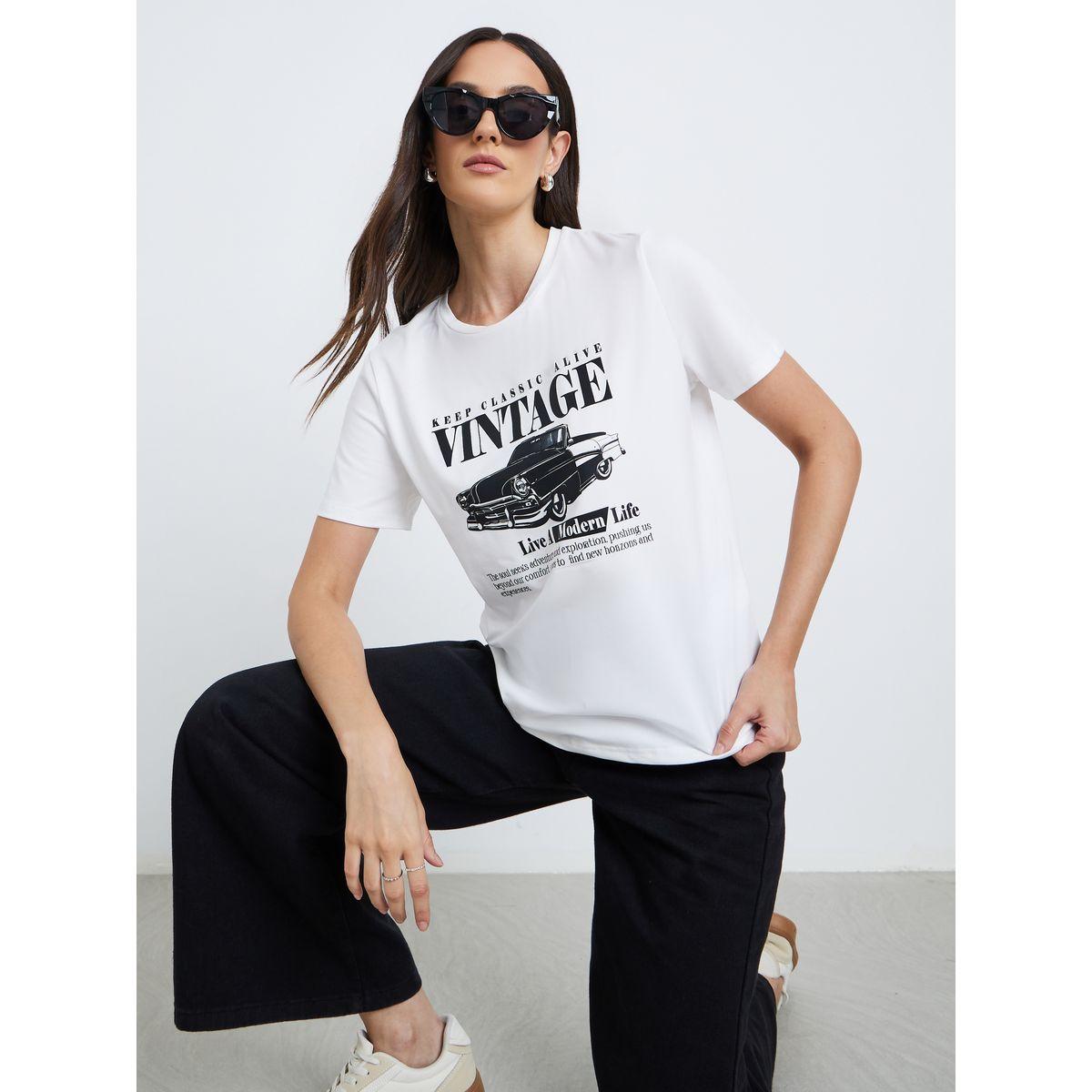 تيشيرت بطبعة سيارة وقصة سليم فيت-women-clothing-tshirts-image-1