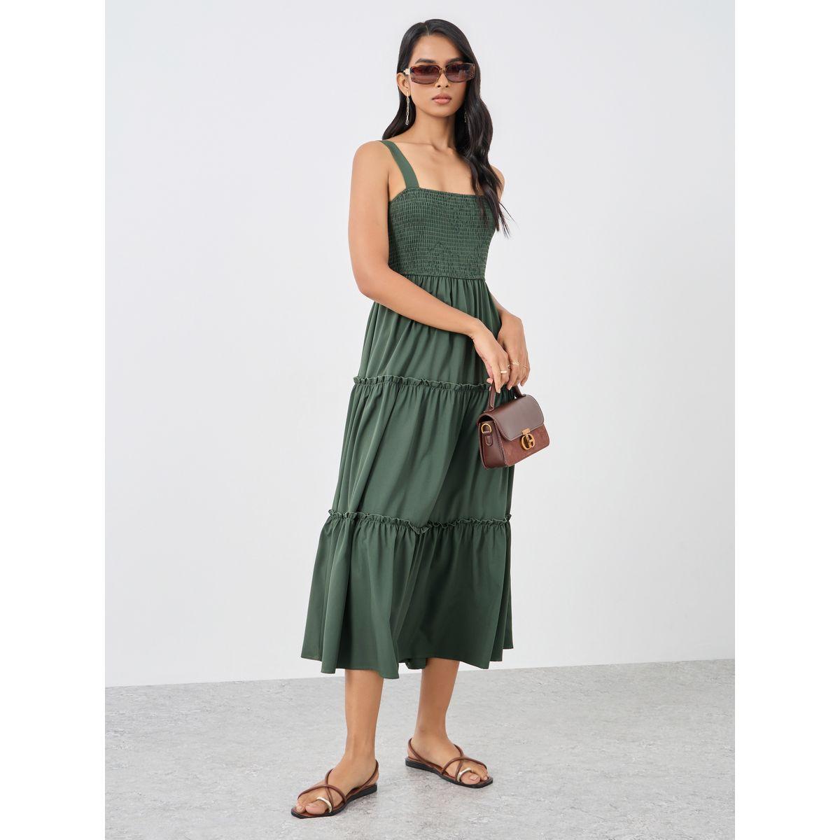 فستان ميدي سادة بحمالات كتف وتفاصيل مزمومة-women-clothing-dresses-image-1