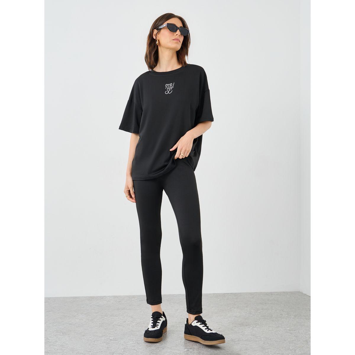 طقم منسق من ليقنز وتيشيرت بطبعة صغيرة وقصة مريحة-women-clothing-coordsets-image-2