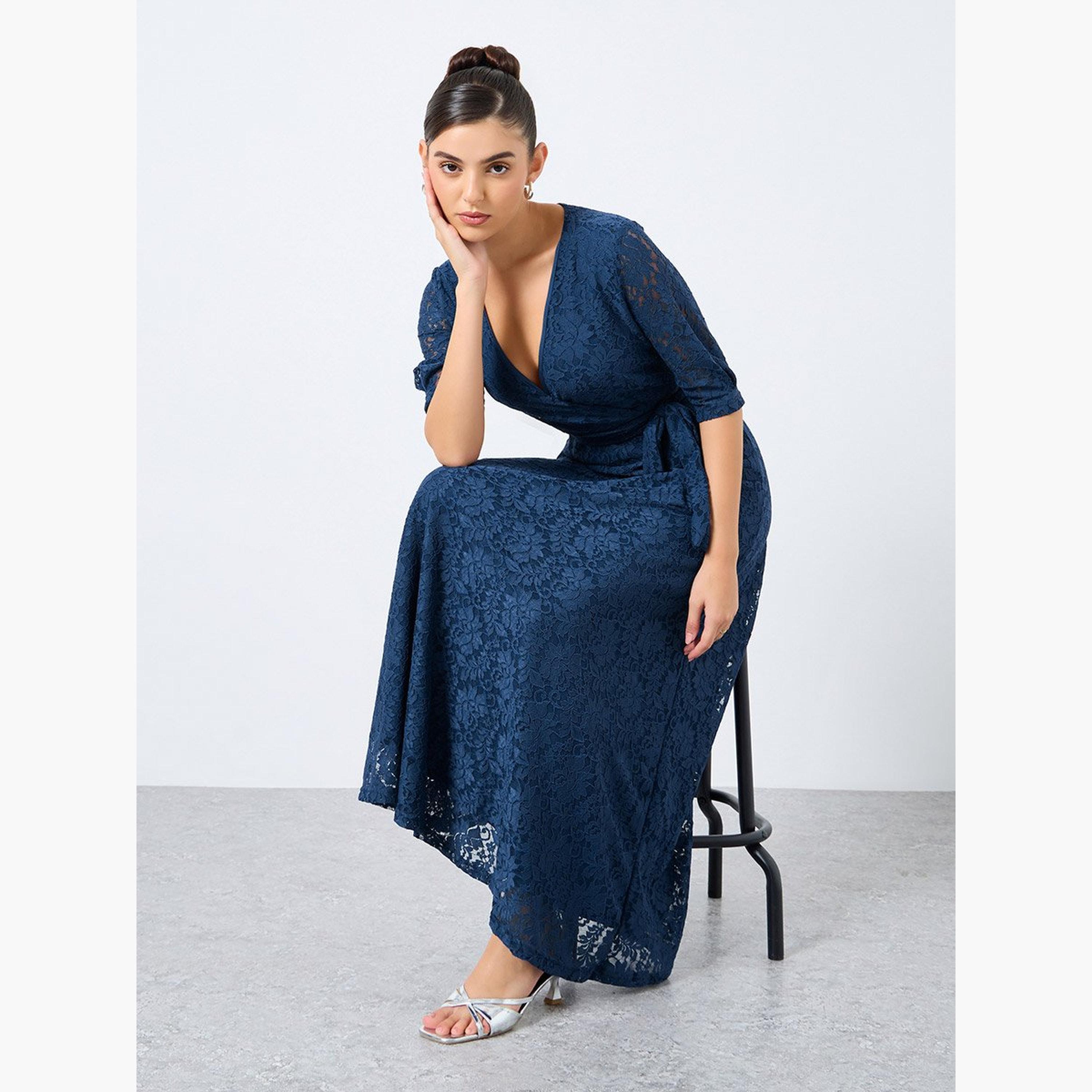 ستايلي - فستان ماكسي برباط على الخصر من الدانتيل وأكمام بطول ثلاثة أرباع-women-clothing-dresses-image-2