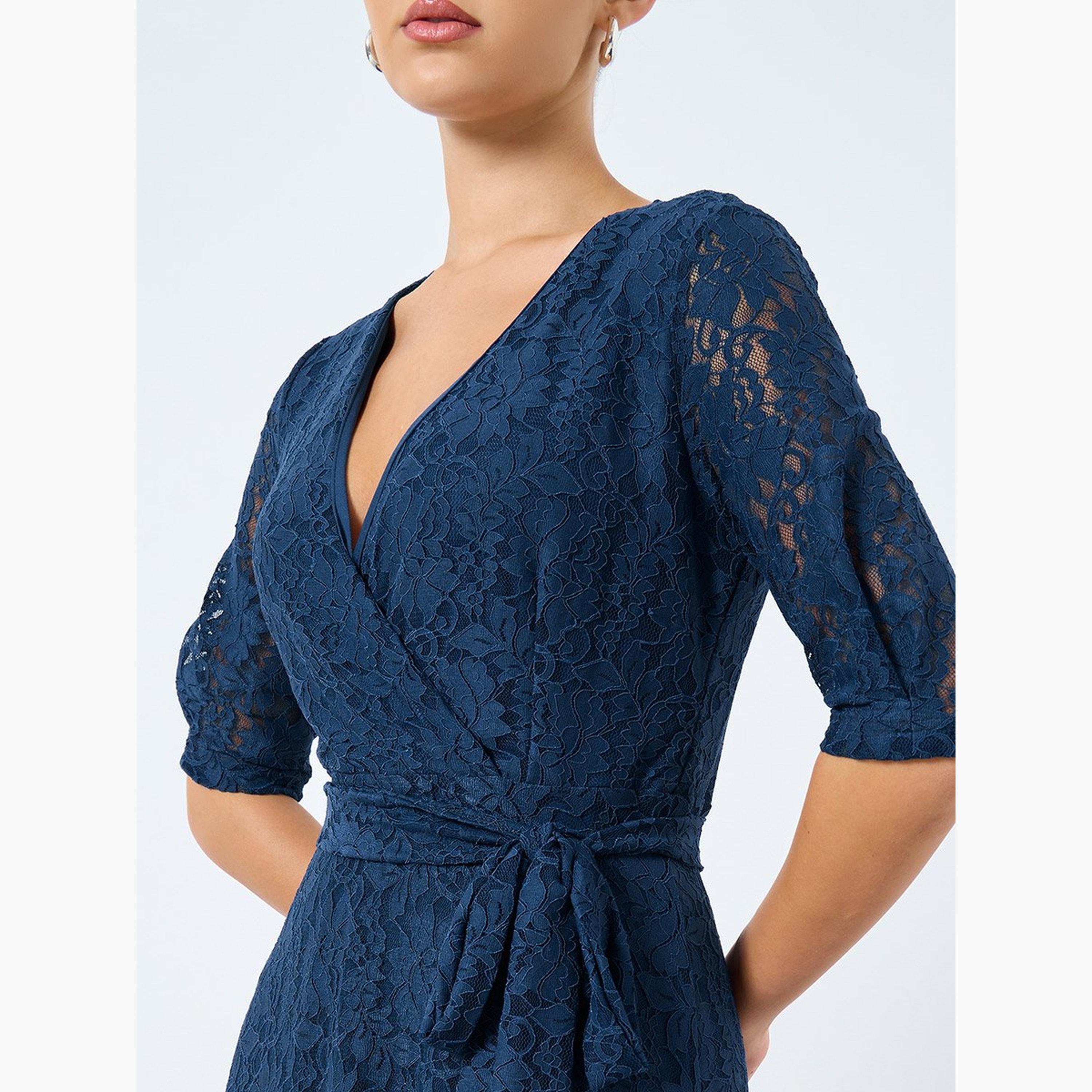 ستايلي - فستان ماكسي برباط على الخصر من الدانتيل وأكمام بطول ثلاثة أرباع-women-clothing-dresses-image-4