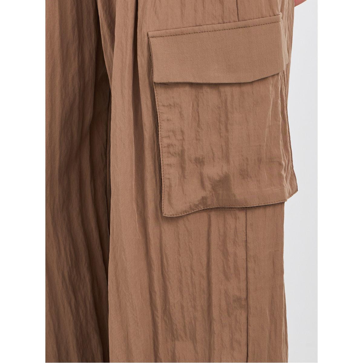 Styli Solid Pleated Wide Leg Cargo Pocket Pants-women-clothing-bottoms-trousers-image-3