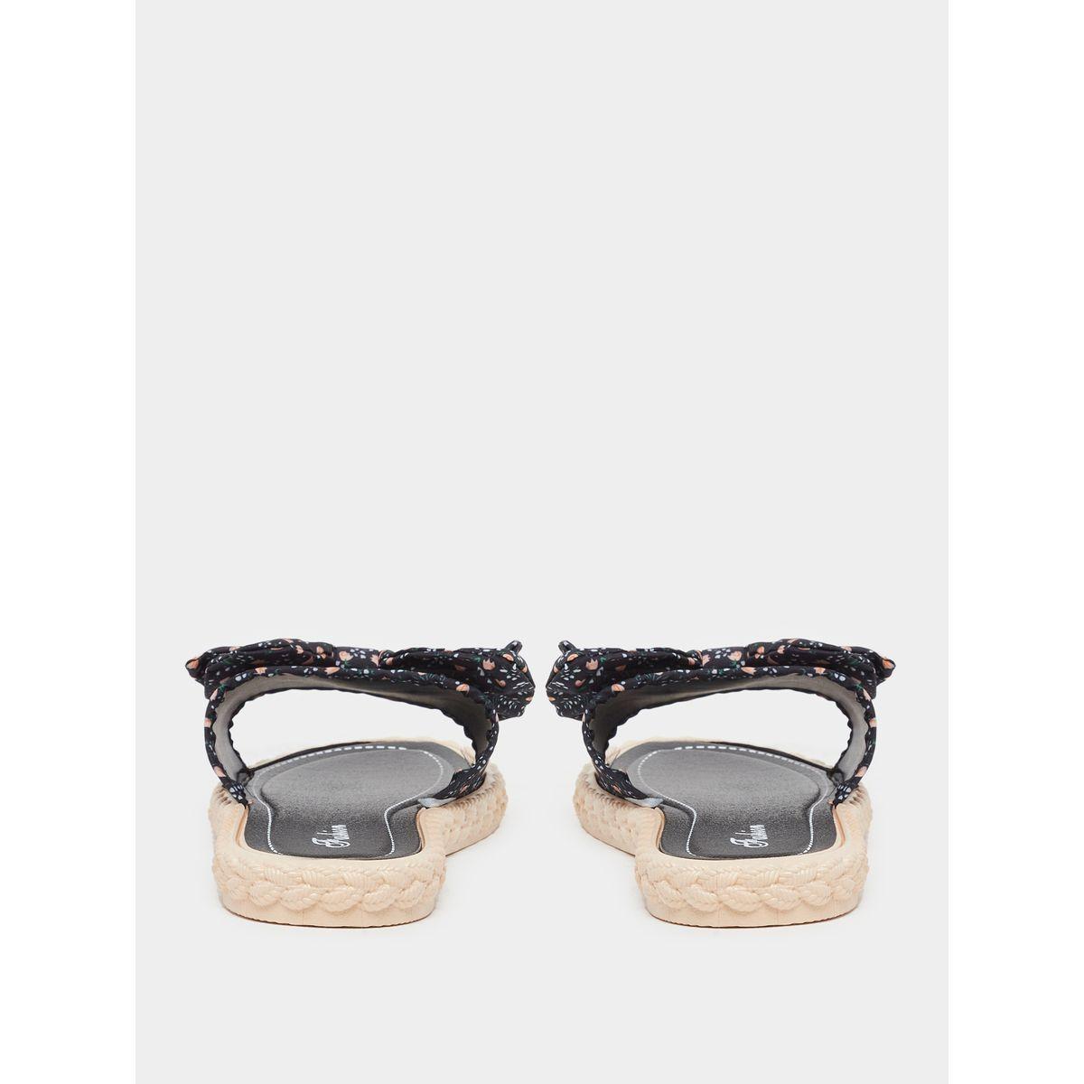 صندل فلات بتفاصيل فيونكة-women-shoes-flipflopsandslides-image-4