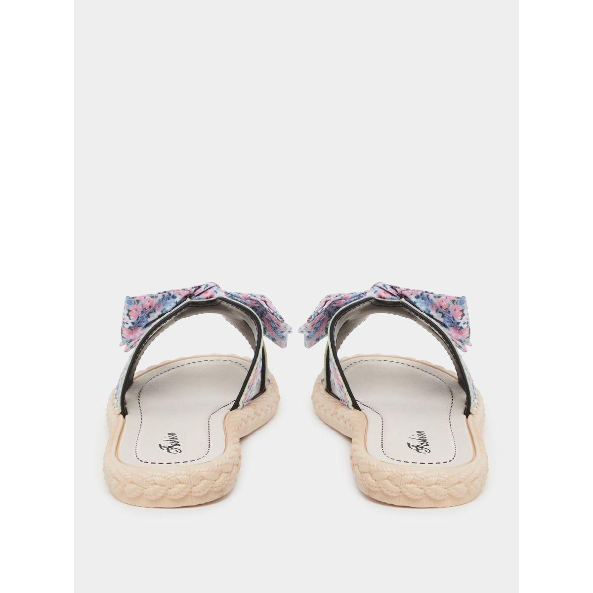 صندل فلات بطبعة زهور مع تفاصيل فيونكة-women-shoes-sandals-flats-image-4