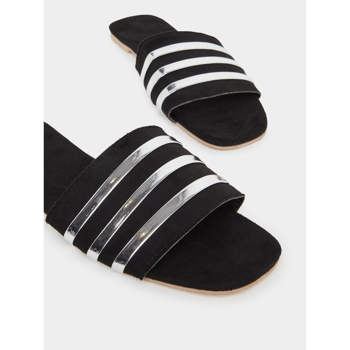 صندل فلات بتفاصيل ميتاليك-women-shoes-flipflopsandslides-image-3