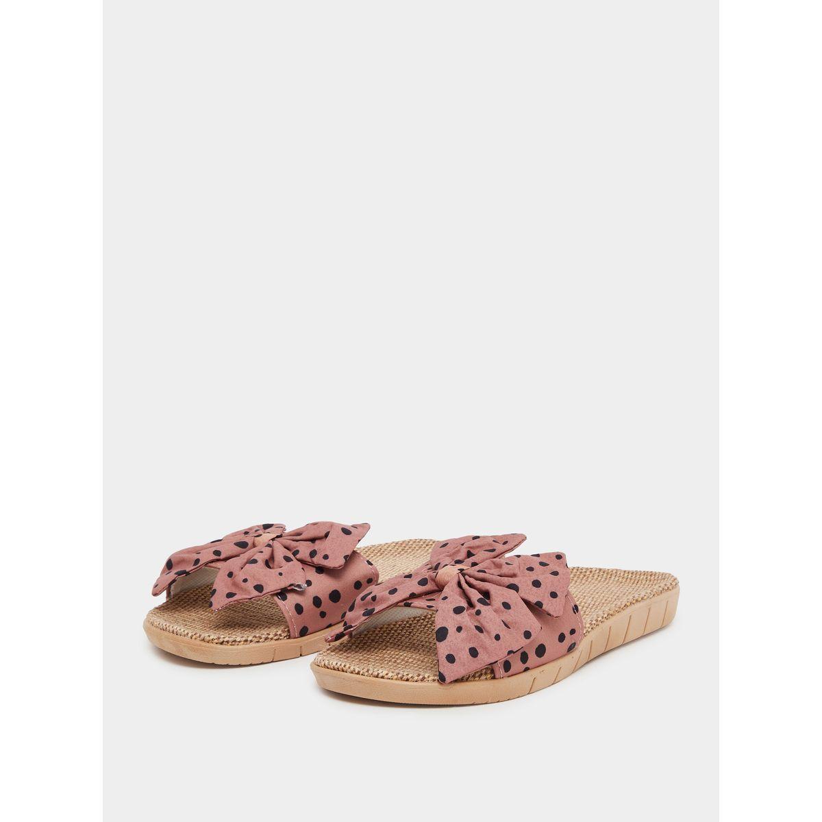 صندل فلات بطبعة نقاط بولكا مع تفاصيل فيونكة-women-shoes-flipflopsandslides-image-2