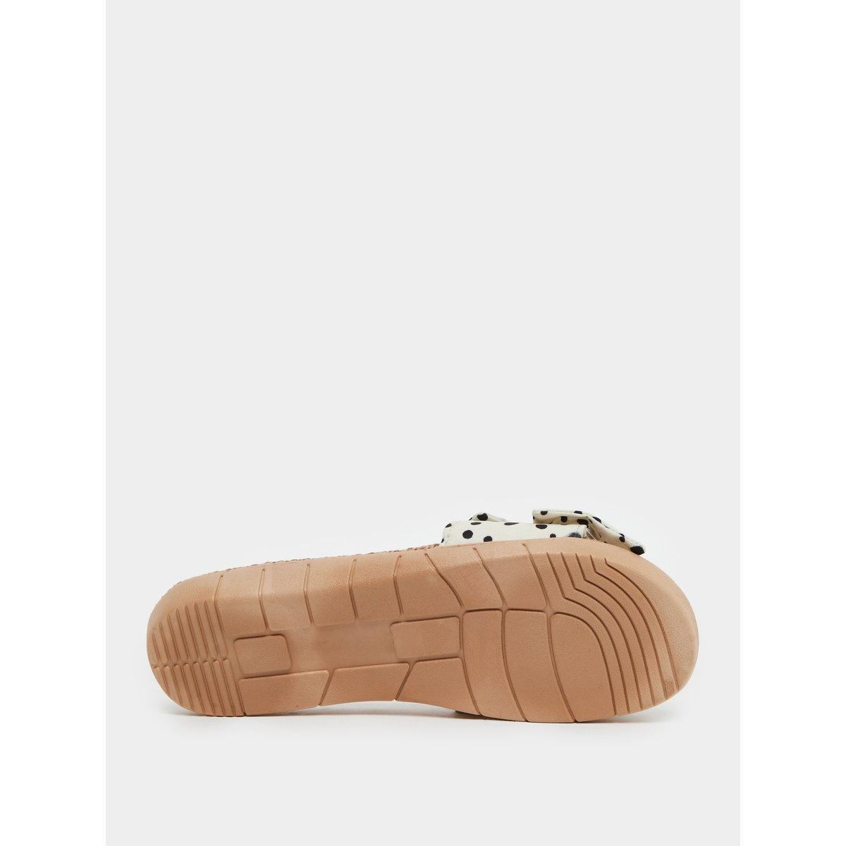 صندل فلات بطبعة نقاط بولكا-women-shoes-flipflopsandslides-image-6