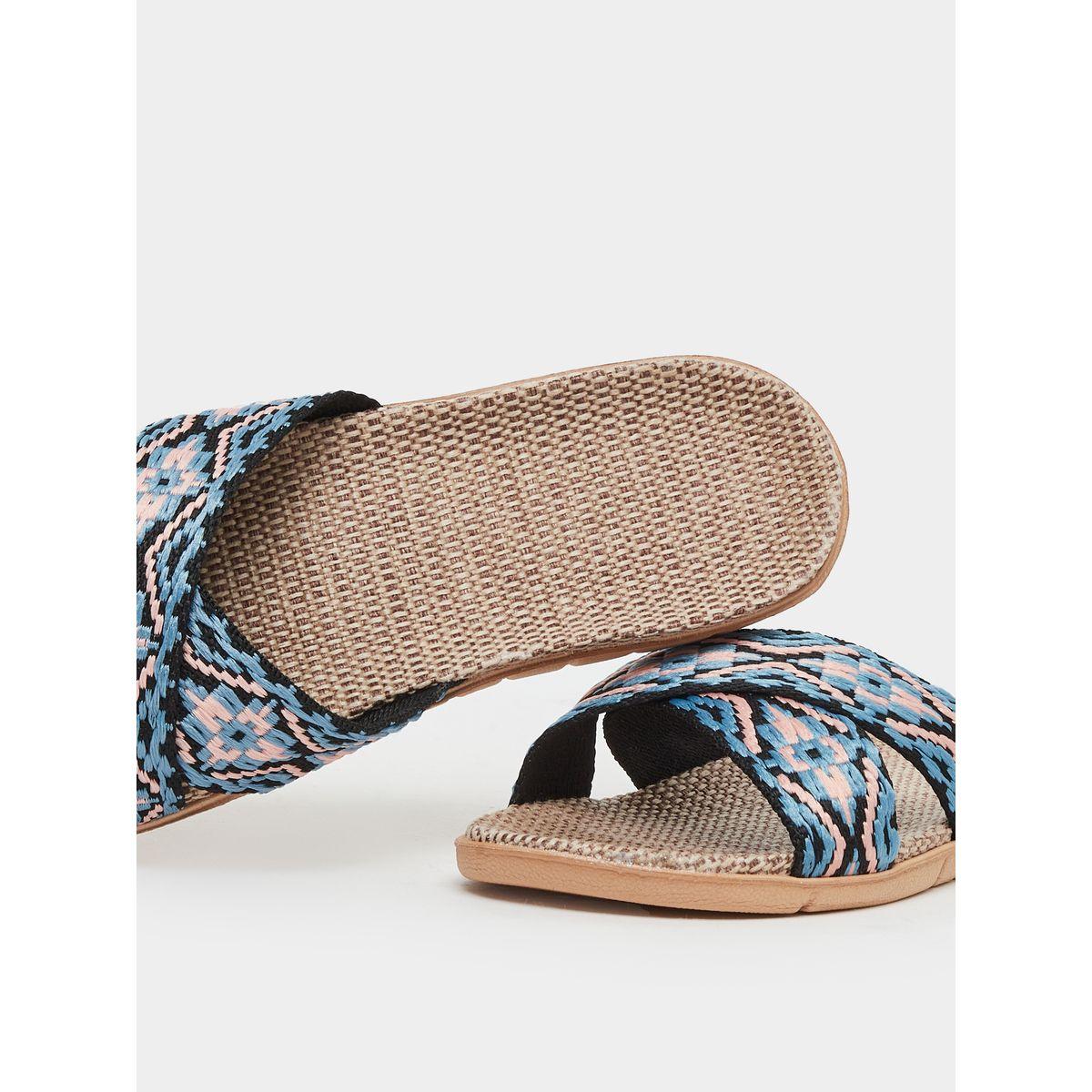 صندل فلات كروس-women-shoes-flipflopsandslides-image-3