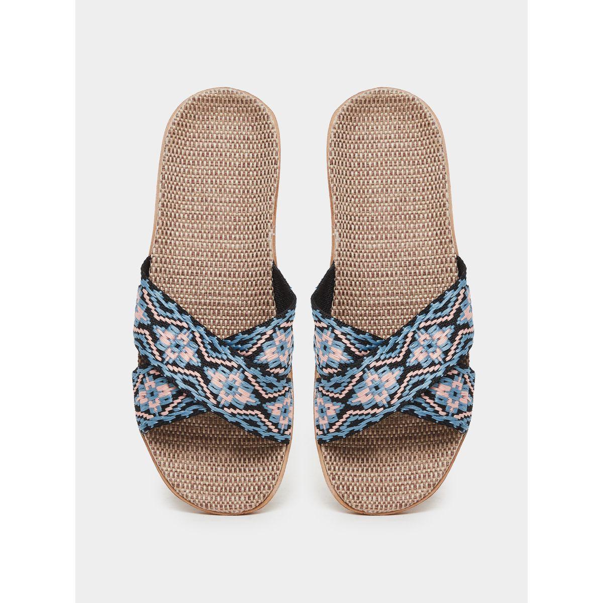 Styli Cross Strap Vamp Flat Sandals-women-shoes-flipflopsandslides-image-5