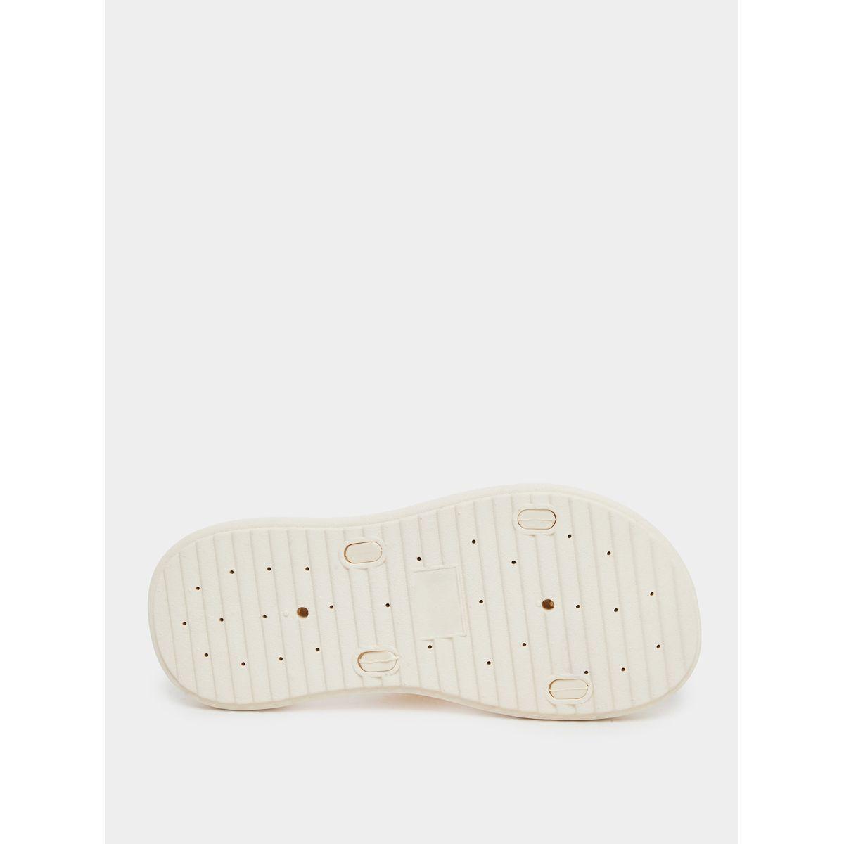 شبشب سهل الارتداء بتفاصيل إبزيم-women-shoes-flipflopsandslides-image-6
