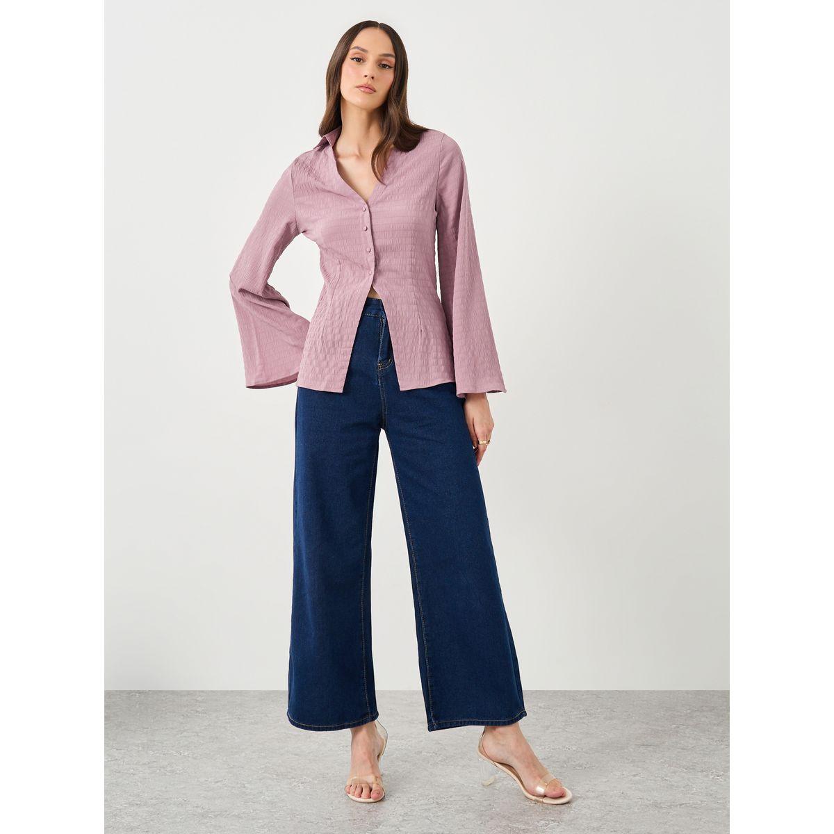 بلوزة بأزرار وتفاصيل بارزة الملمس-women-clothing-shirtsandblouses-shirts-image-2