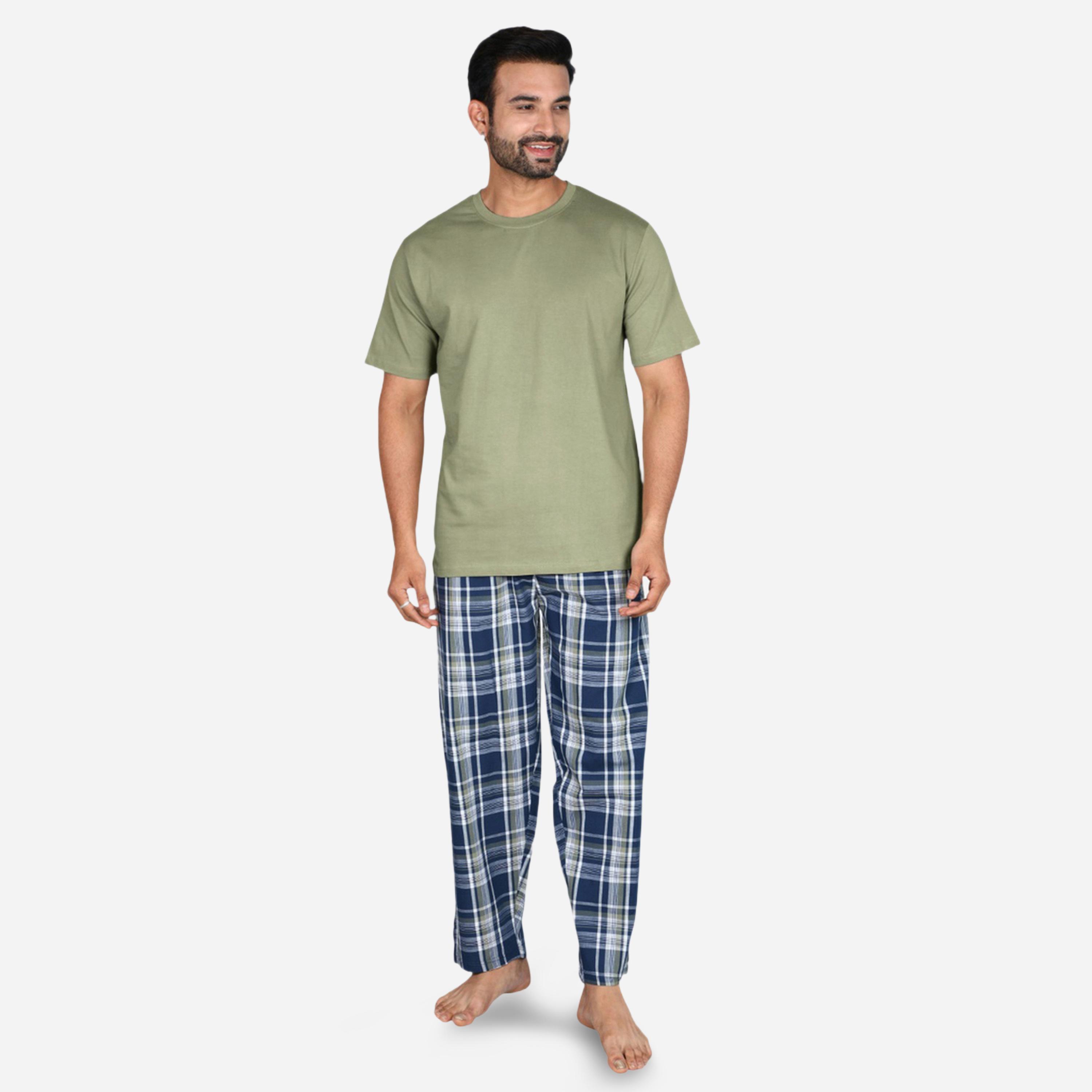 طقم بيجاما من بنطال وتيشيرت سادة بأكمام قصيرة-men-clothing-nightwear-sets-image-1