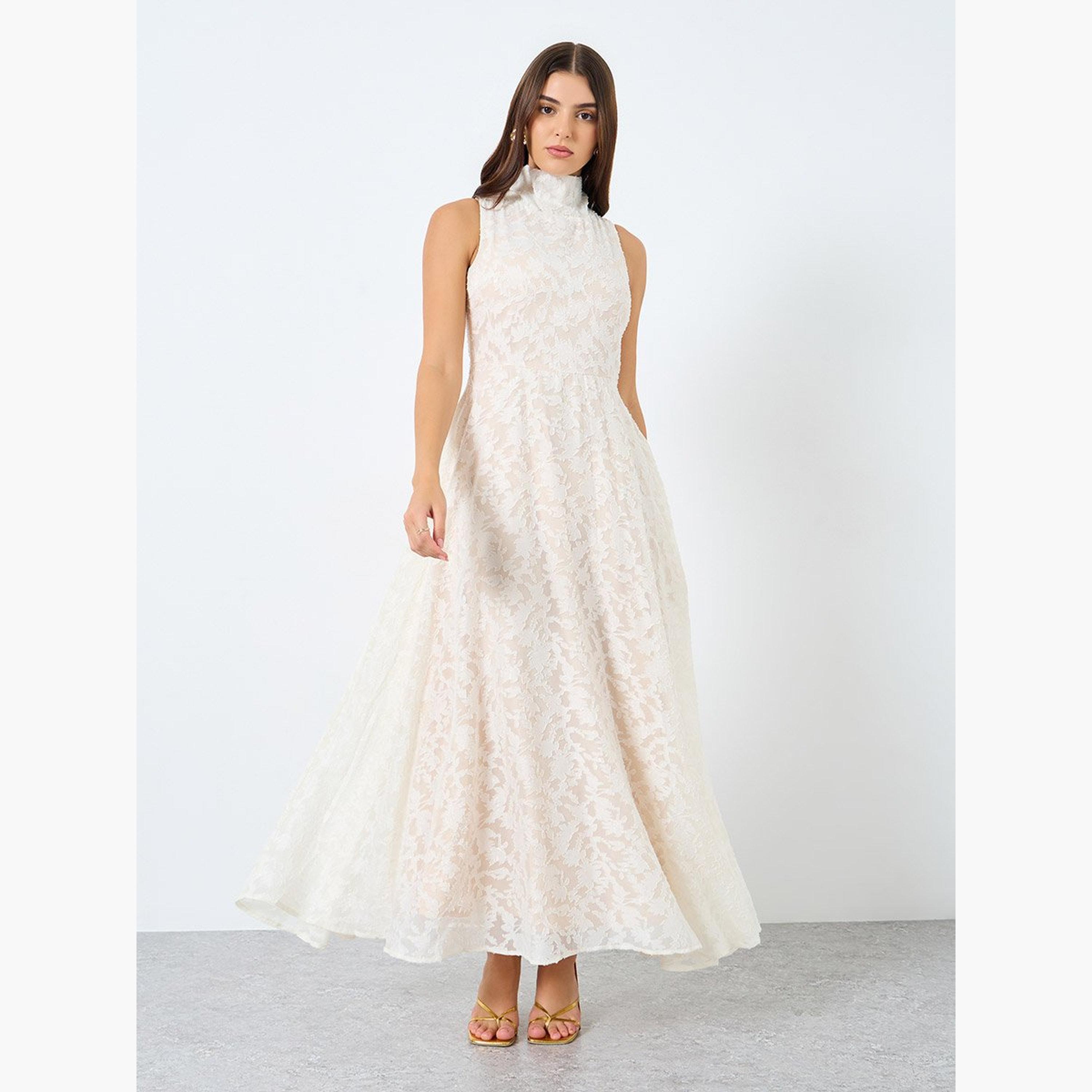 ستايلي - فستان ماكسي بدون أكمام من الدانتيل ورقبة عالية-women-clothing-dresses-image-2