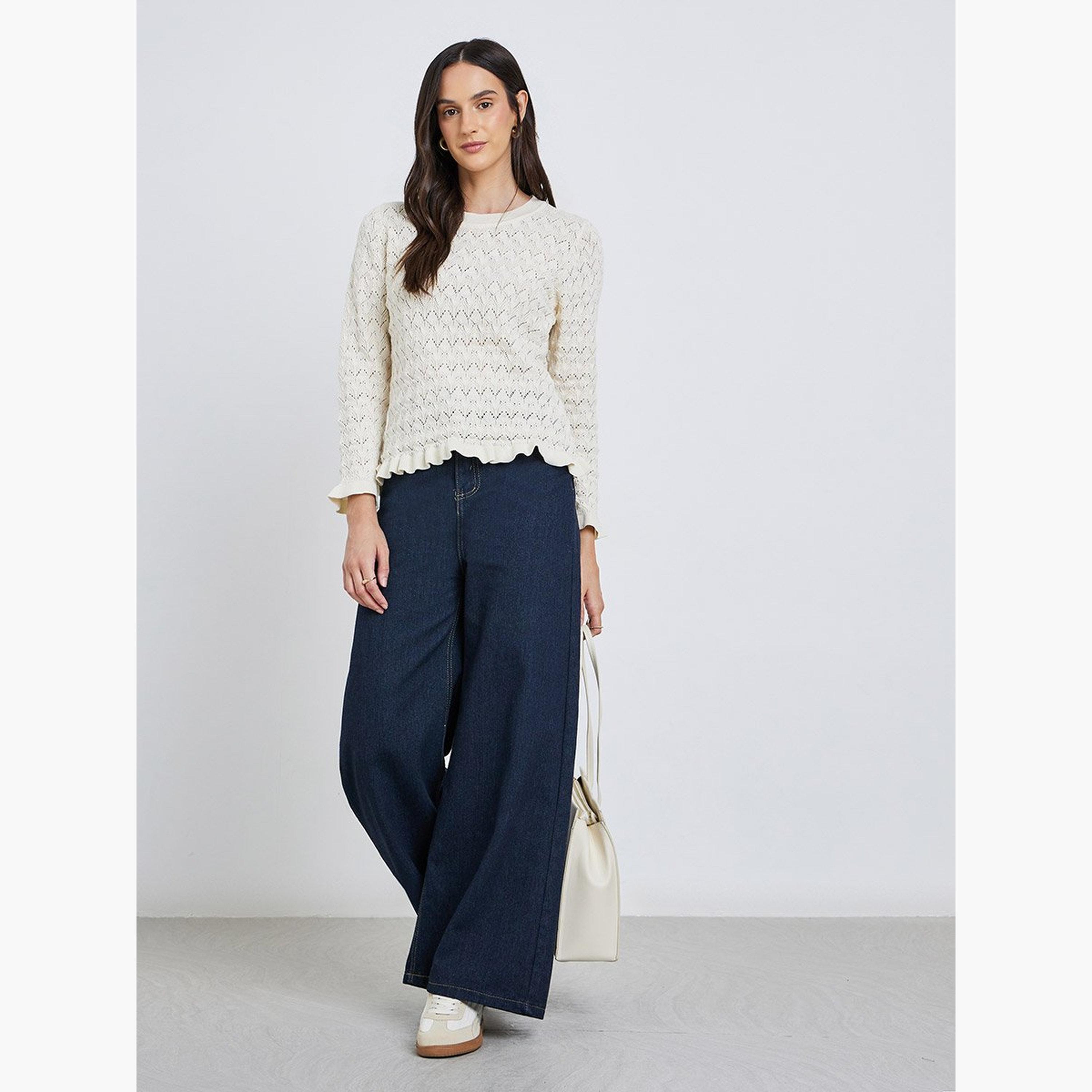ستايلي - بلوزة مضلعة برقبة دائرية ومزخرفة-women-clothing-shirtsandblouses-blouses-image-2